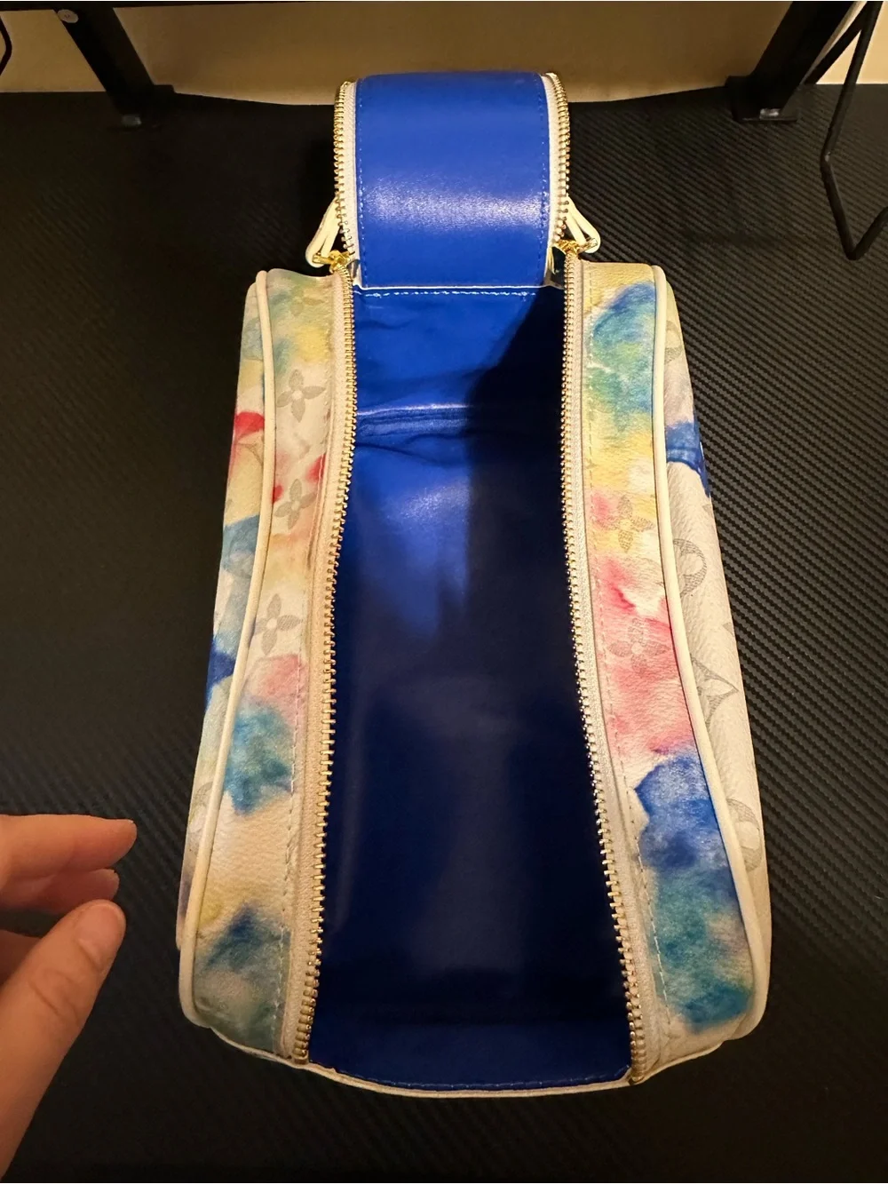 Cosmetic bag set